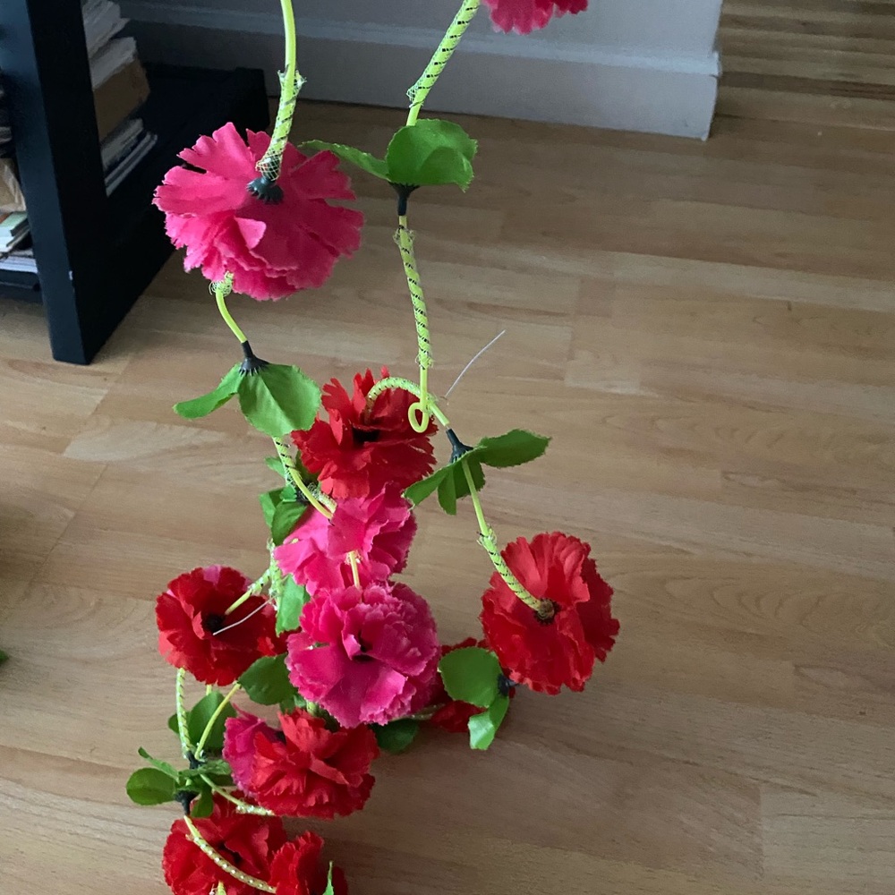 ⭐️Assorted Artificial Flowers!🌟 - Picture 8 of 9
